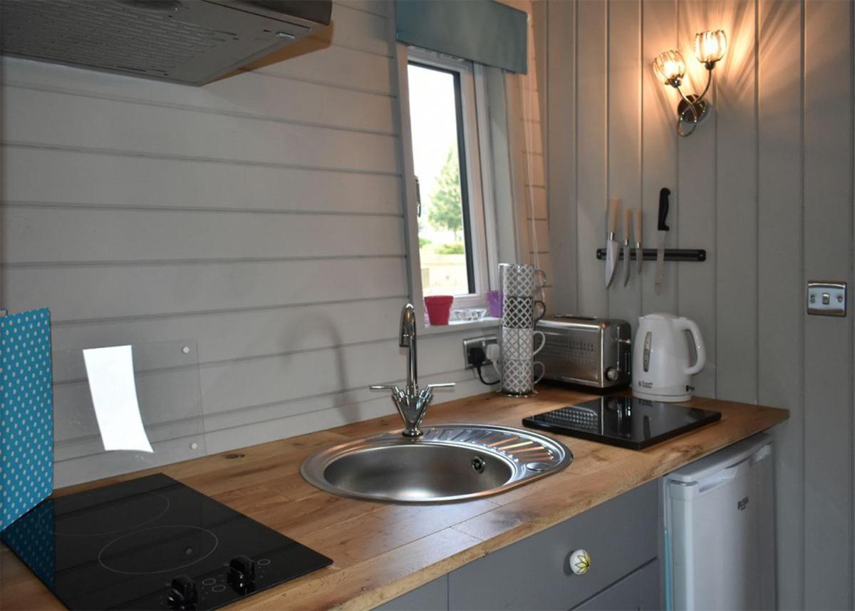 Riverview Lodges And Glamping Welshpool Exterior photo