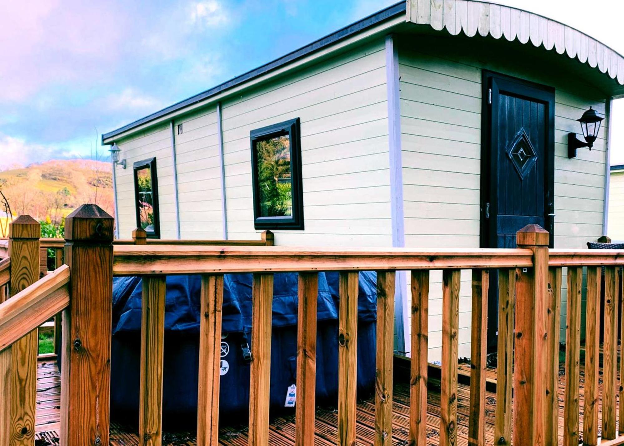 Riverview Lodges And Glamping Welshpool Room photo